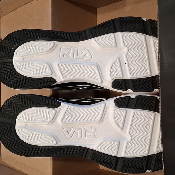 FILA Men's Action Stride Sneaker - Picture 3 of 5